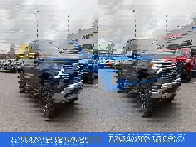 Used 2022 Chevrolet Silverado 1500 LTZ image 2