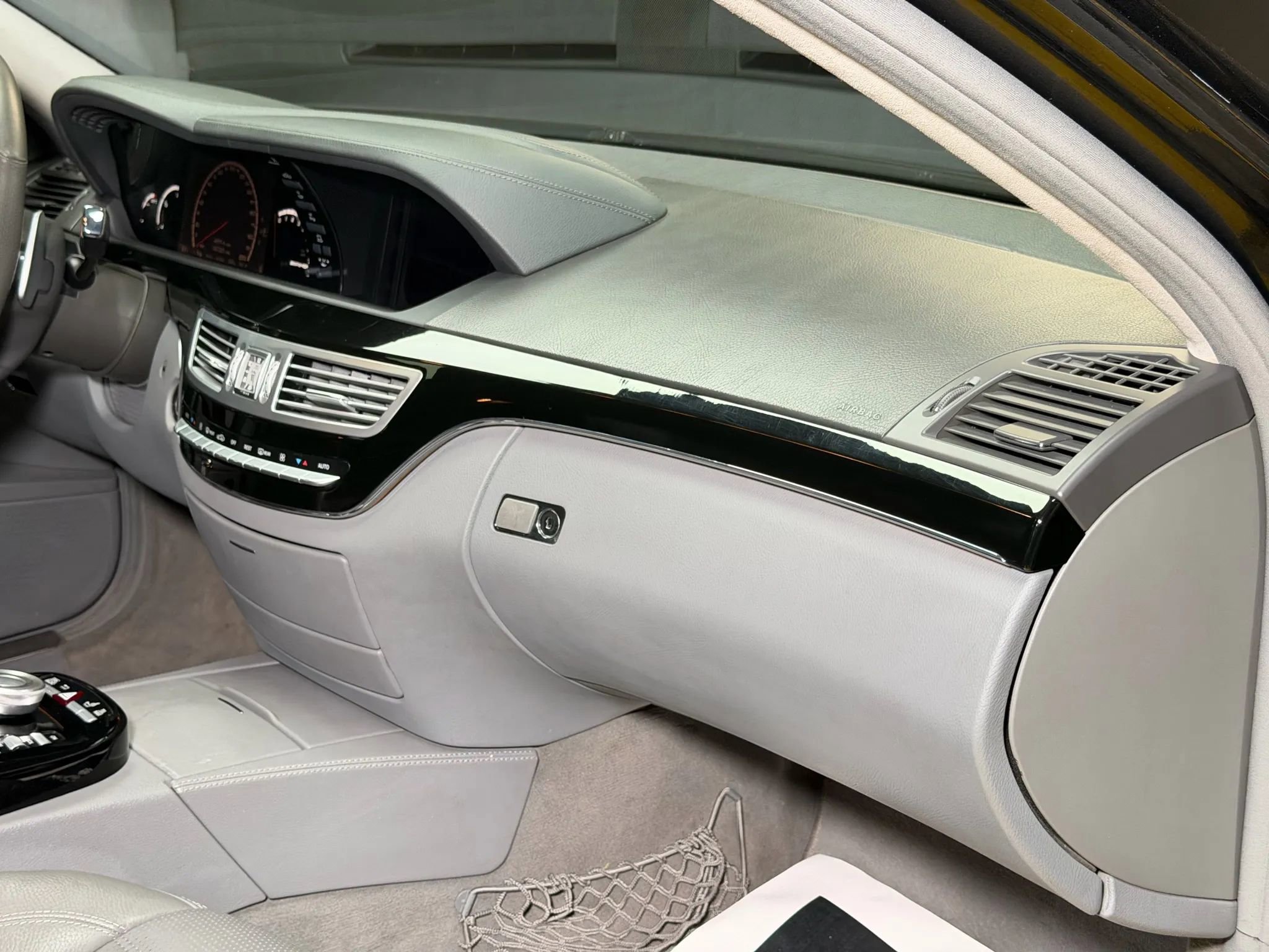 Used 2008 Mercedes-Benz S 63 AMG image 48