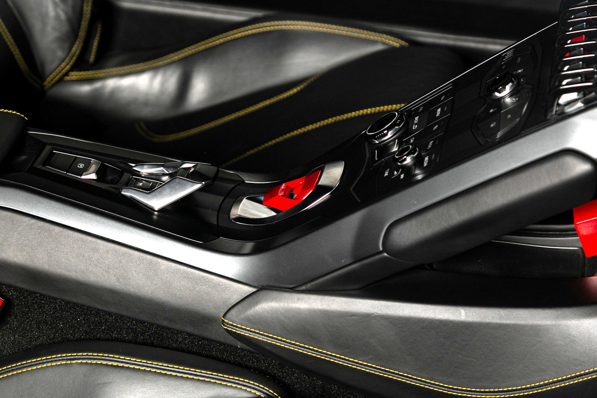 Used 2015 Lamborghini Huracan LP 610-4 image 60