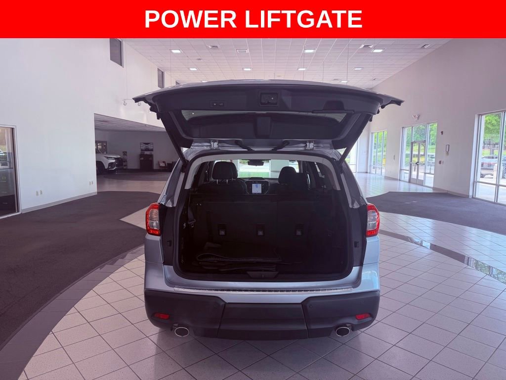Used 2023 Subaru Ascent Touring AWD/4WD image 7