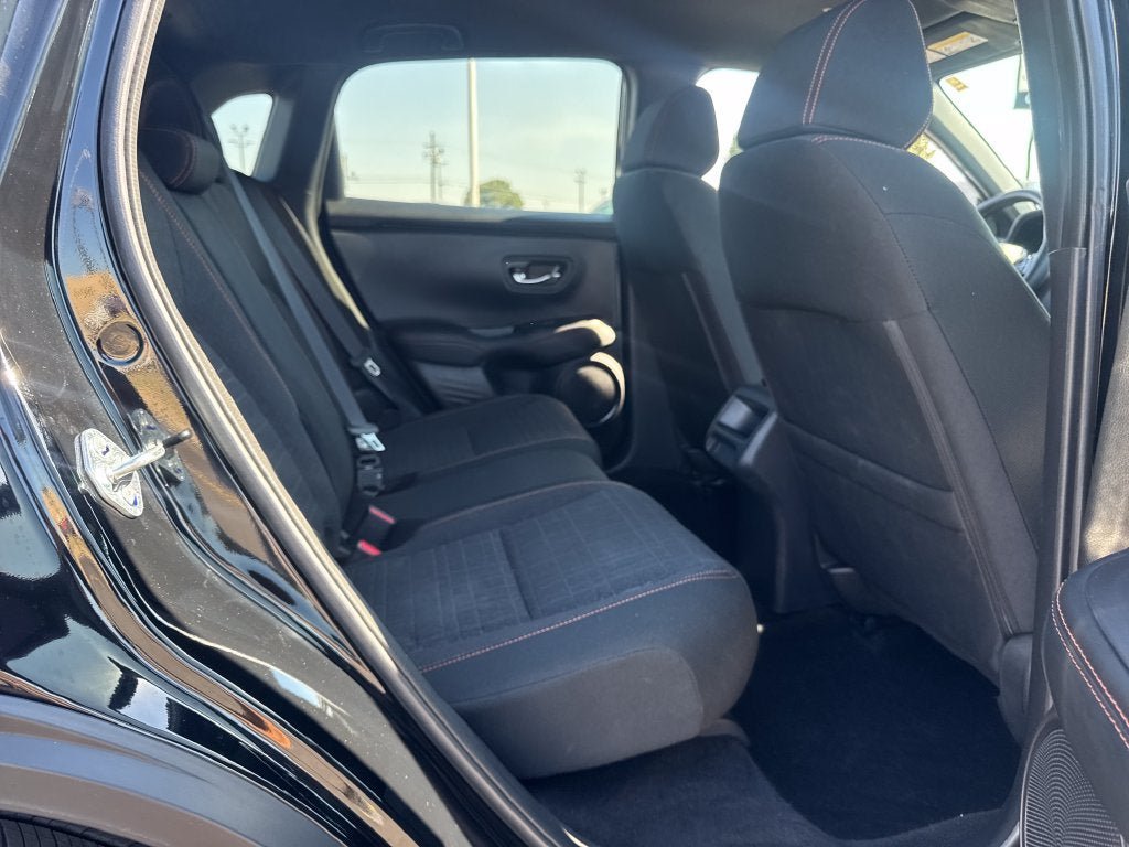 Used 2027 Honda HR-V Sport image 14