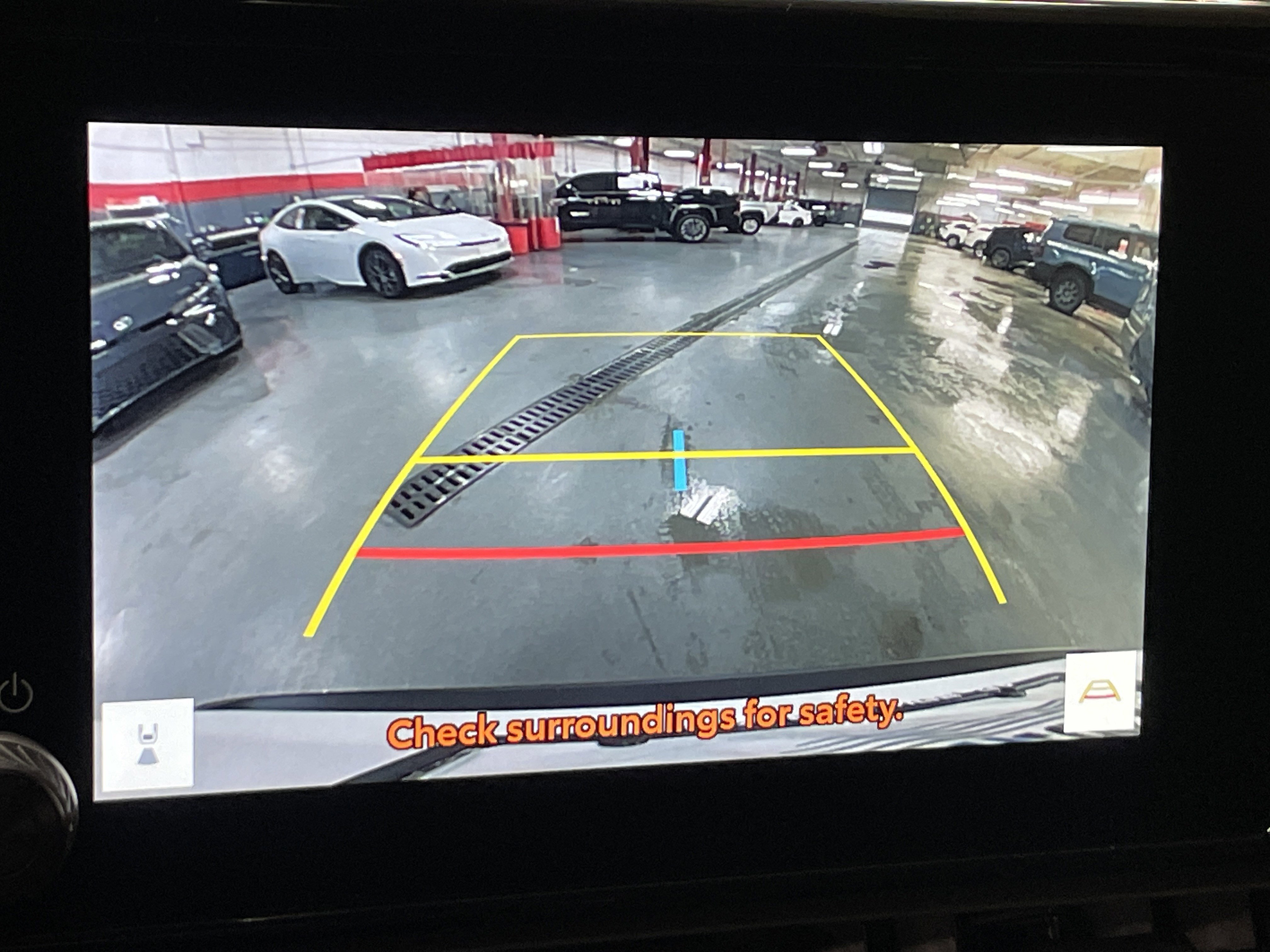 Used 2025 Toyota RAV4 XLE w/ Convenience Package image 25