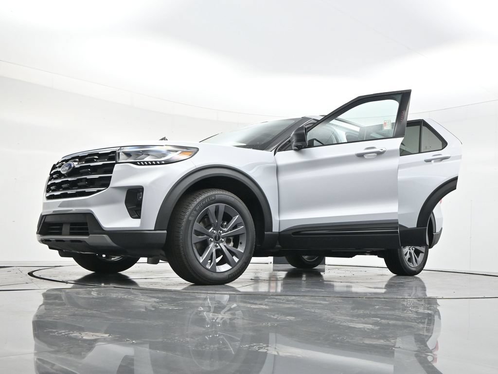 New 2026 Ford Explorer Active w/ Active Comfort Package AWD/4WD image 44