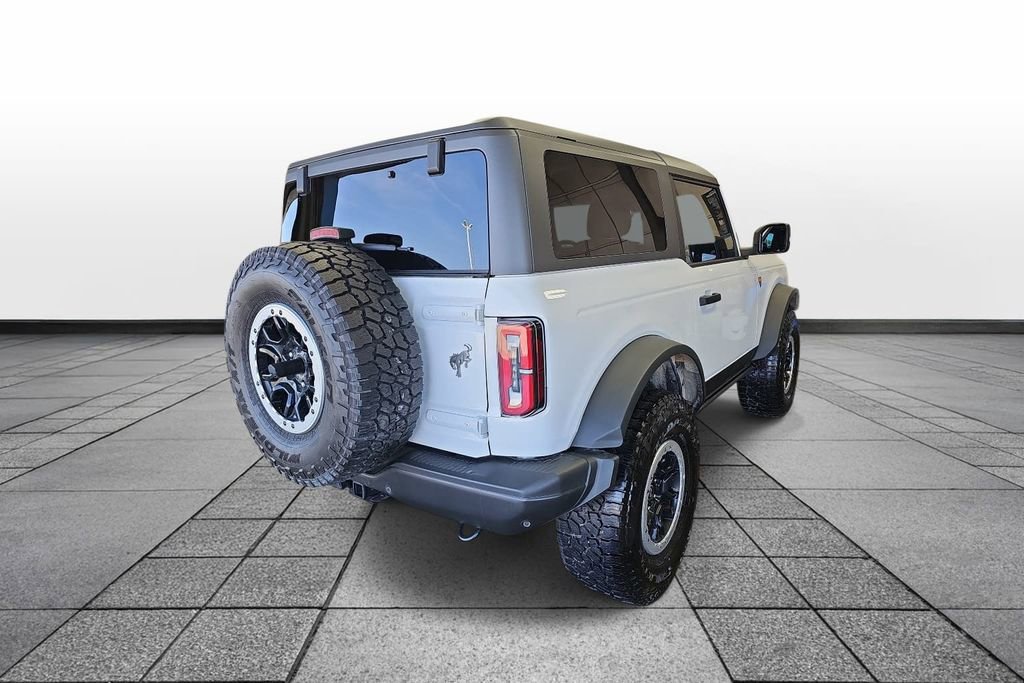 Used 2023 Ford Bronco Badlands image 5