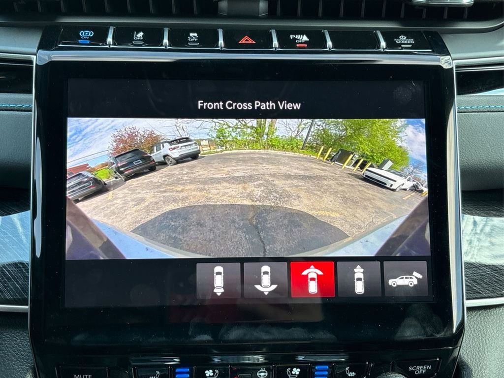 Used 2024 Jeep Grand Cherokee Trailhawk w/ Advanced Protech Group II image 47