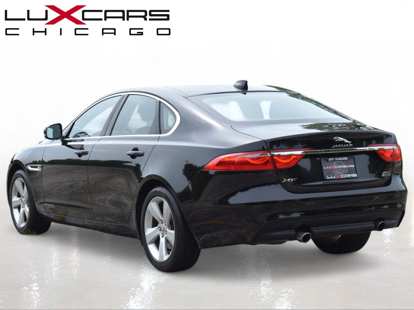 Used 2018 Jaguar XF AWD image 5