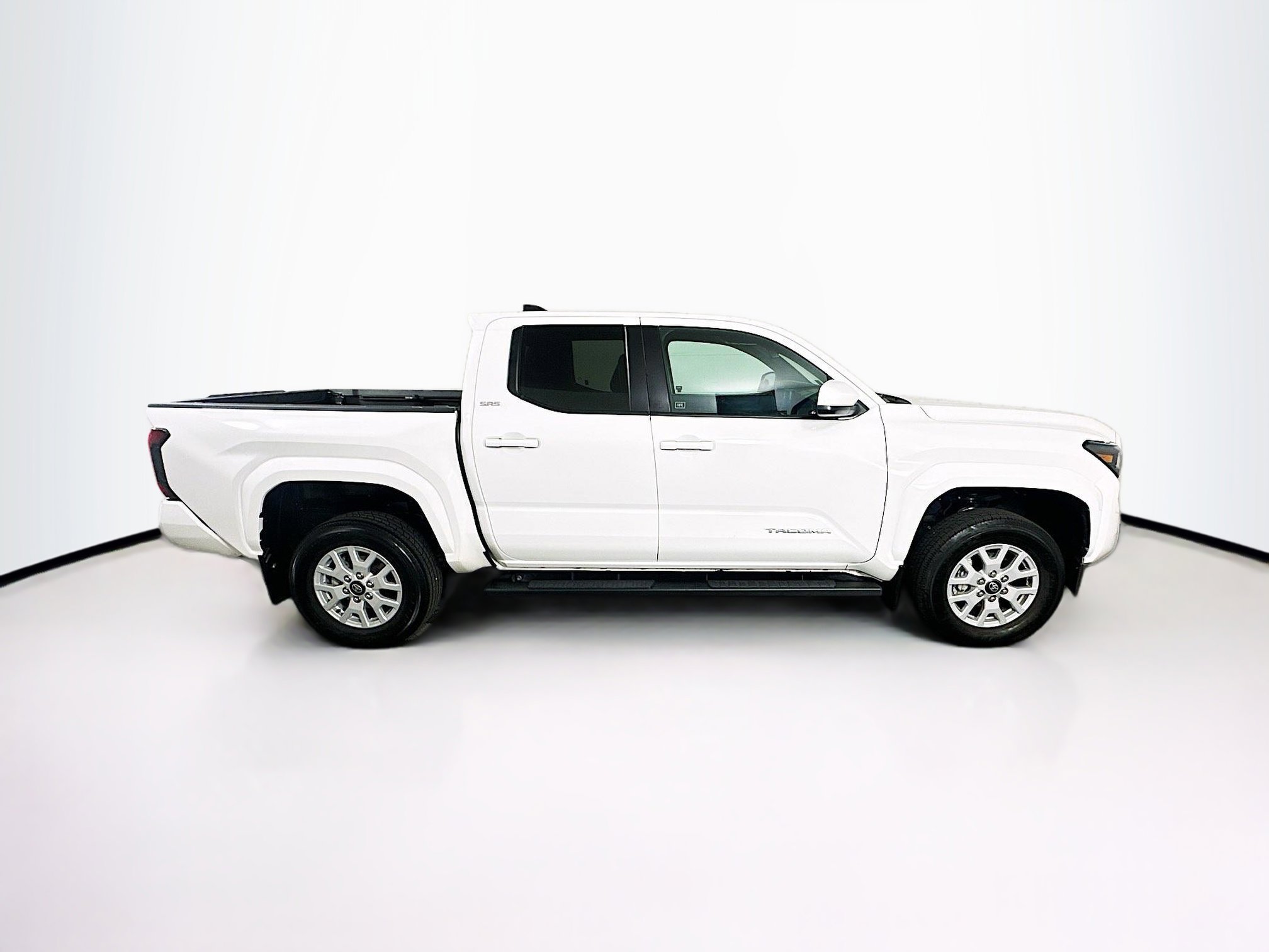 Used 2024 Toyota Tacoma SR5 image 10