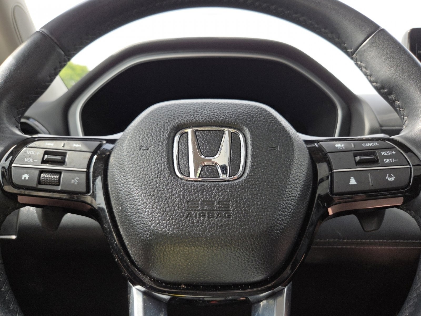 Certified 2025 Honda Pilot Touring image 33