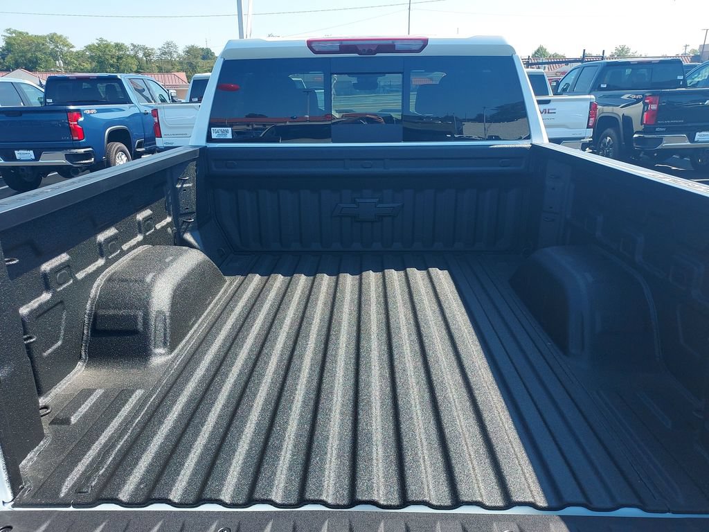 New 2026 Chevrolet Silverado 1500 ZR2 AWD/4WD image 9