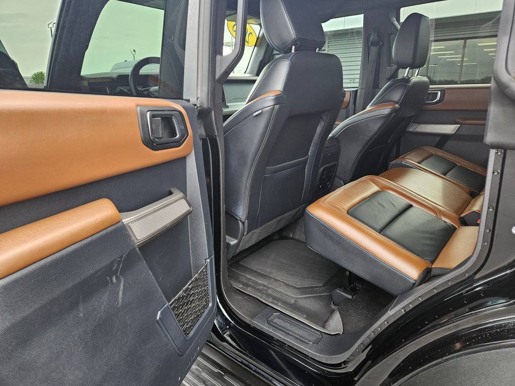 Used 2023 Ford Bronco Outer Banks w/ Sasquatch Package AWD/4WD image 19
