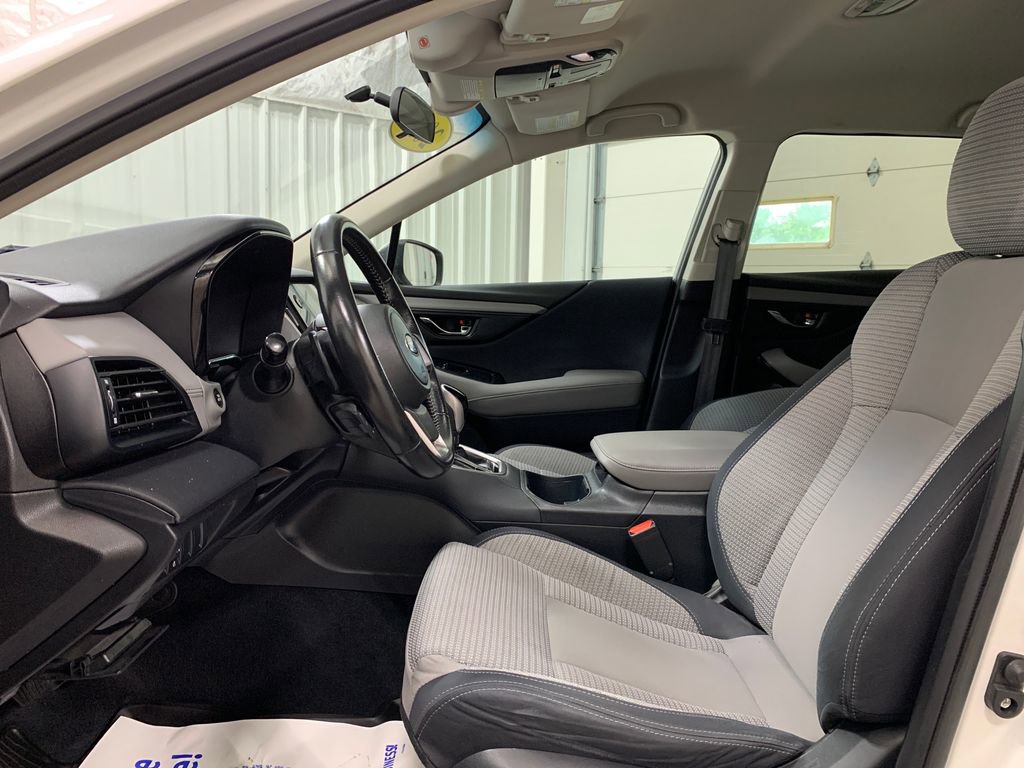 Used 2022 Subaru Outback Premium AWD/4WD image 17