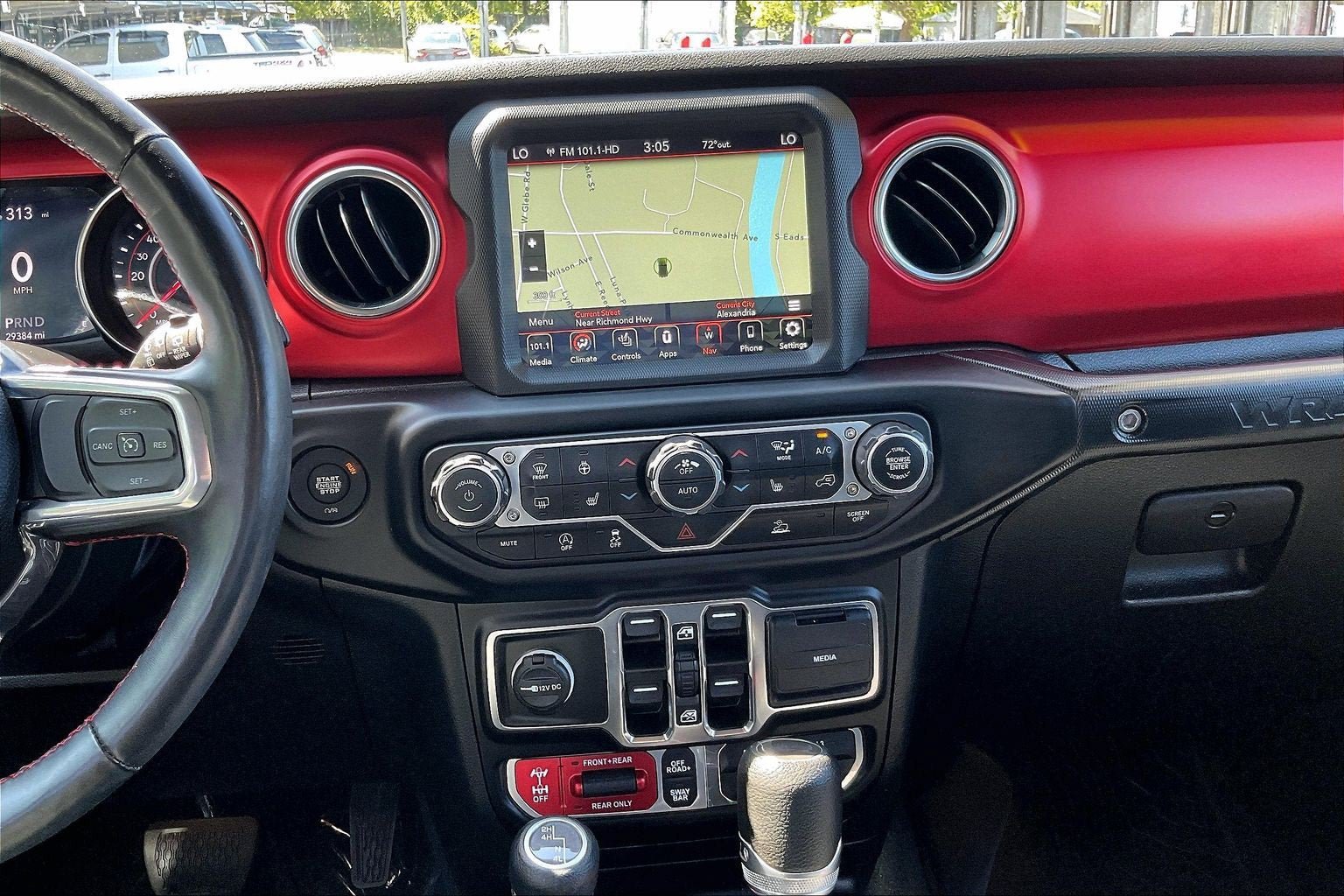Used 2022 Jeep Wrangler Unlimited Rubicon AWD/4WD image 5