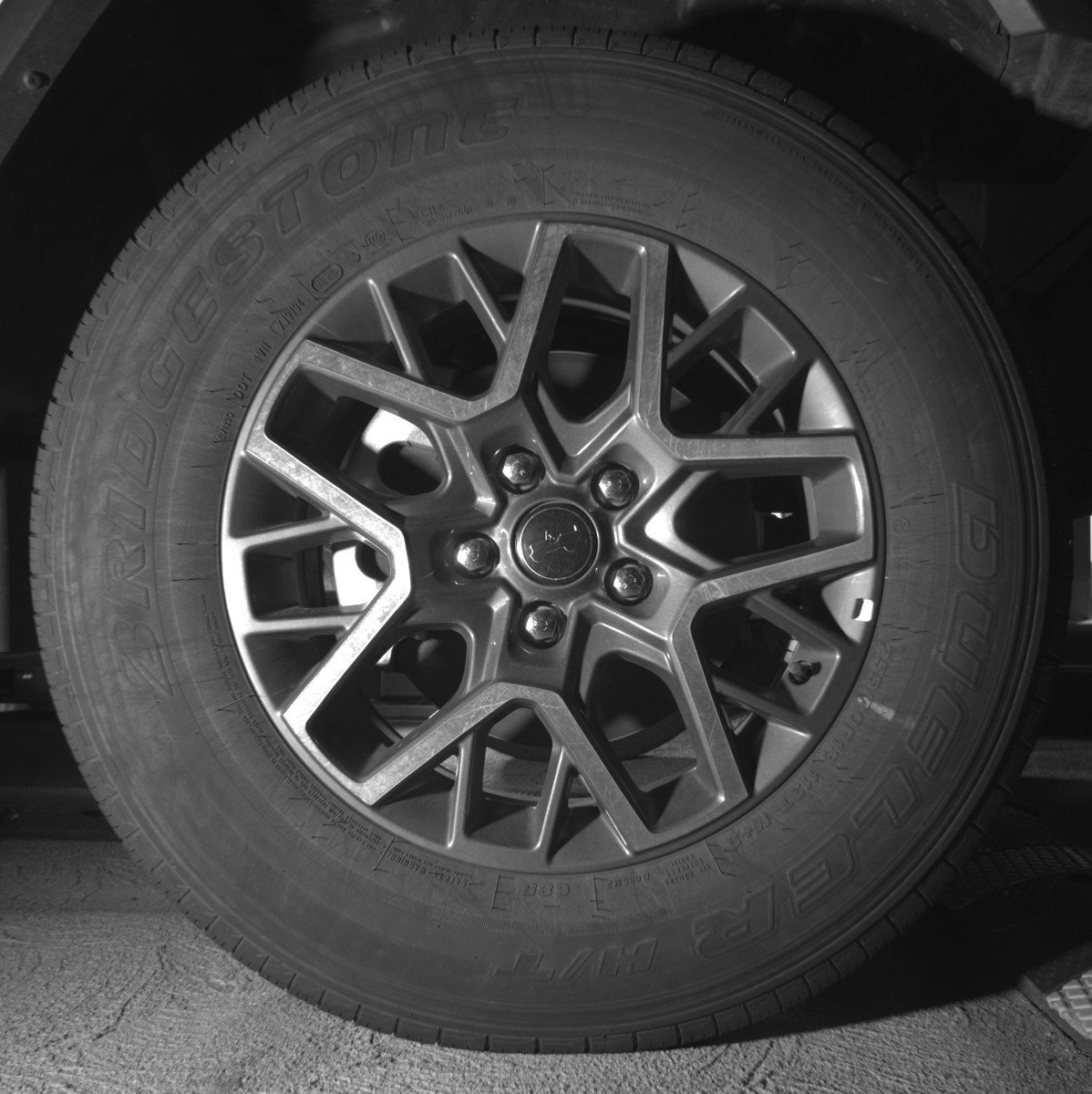 Used 2025 Jeep Wrangler Sahara image 13