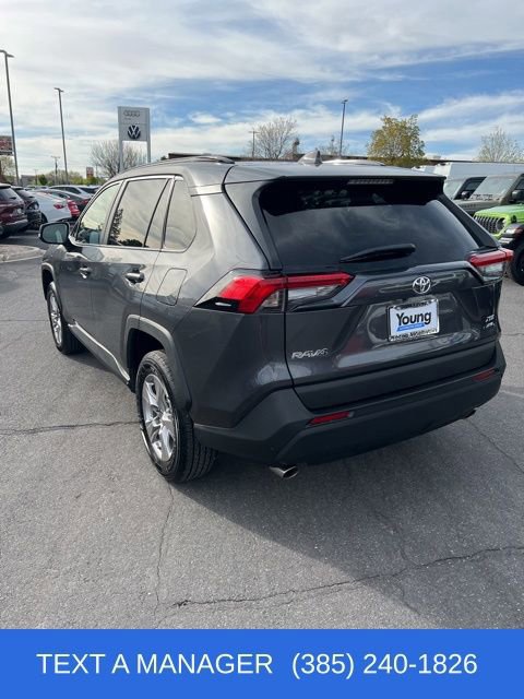 Used 2025 Toyota RAV4 XLE image 5