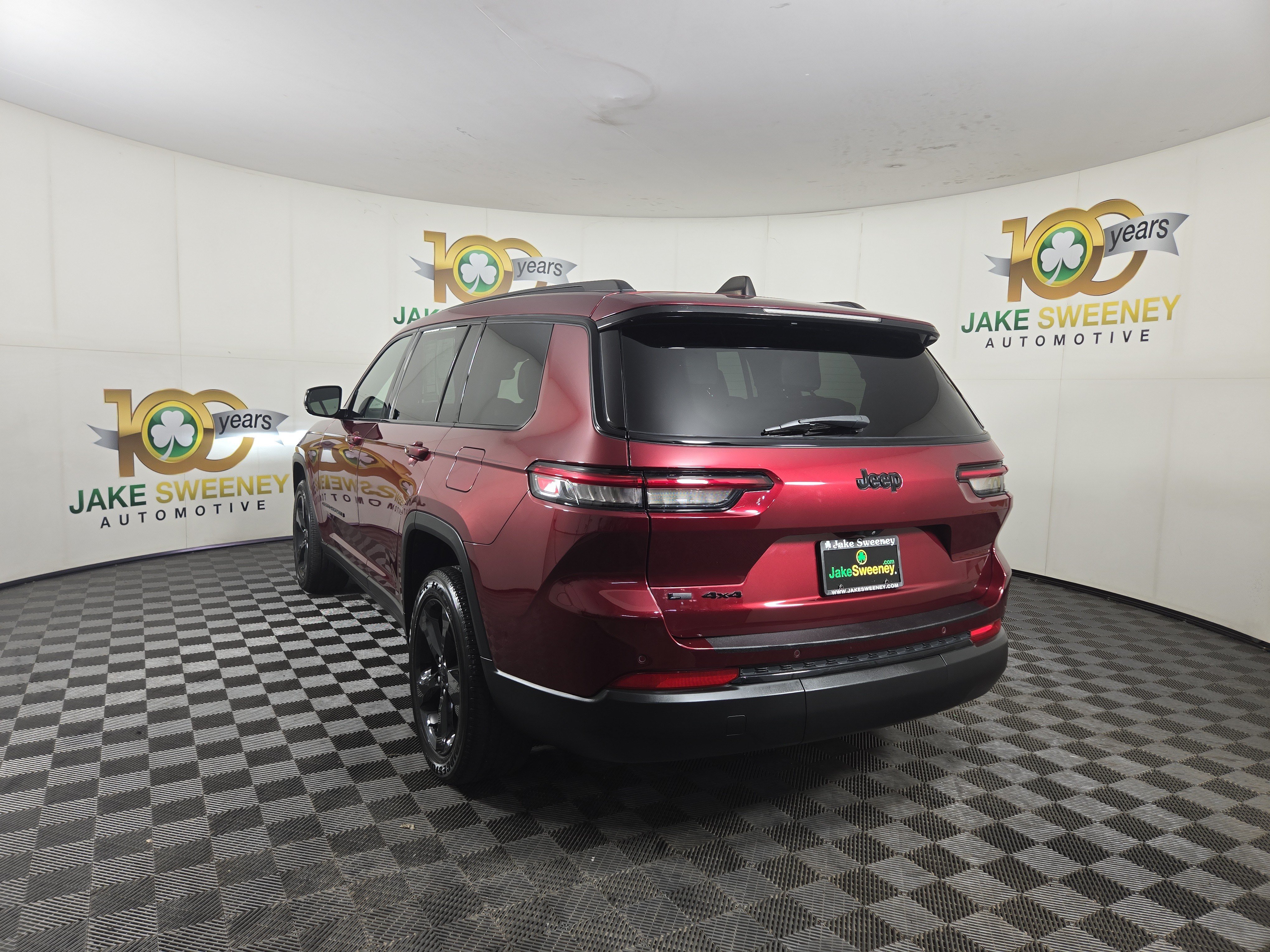 Used 2023 Jeep Grand Cherokee L Laredo AWD/4WD image 6