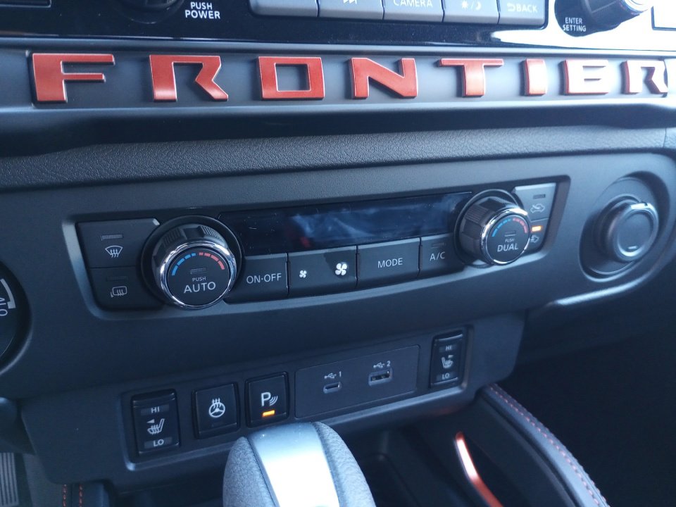 New 2026 Nissan Frontier PRO-4X w/ Pro-4x Convenience Package image 17