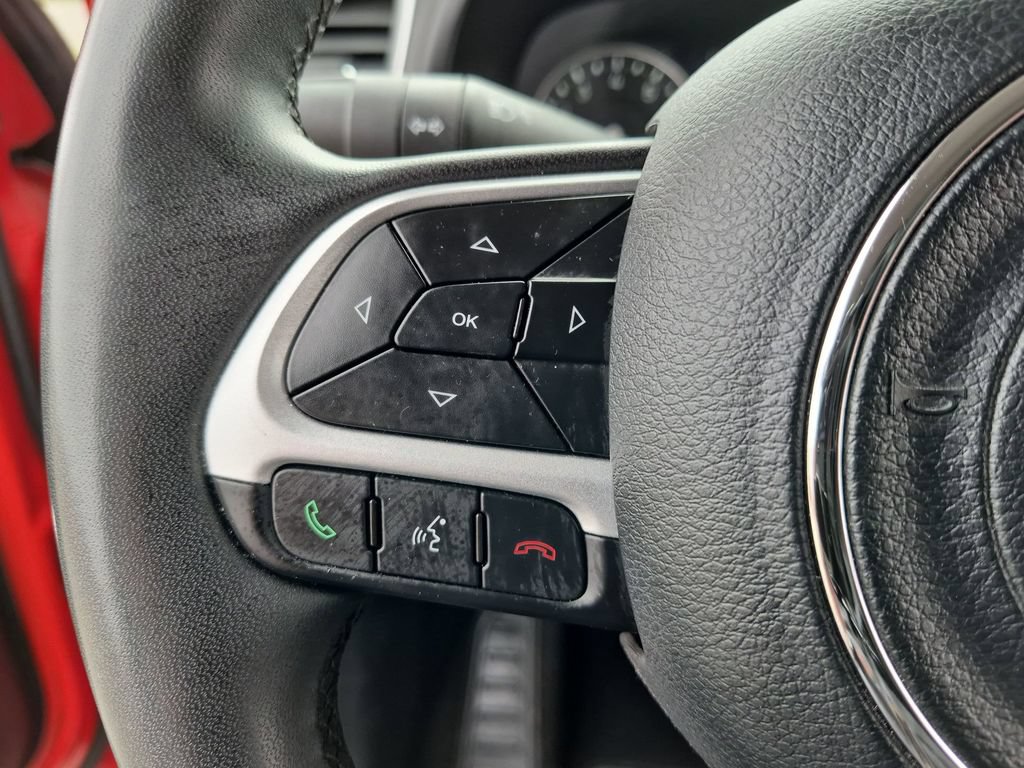Used 2021 Jeep Renegade Latitude AWD/4WD image 23