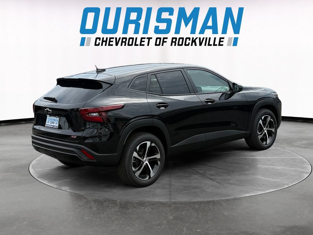 New 2026 Chevrolet Trax RS w/ Sunroof Package FWD image 6