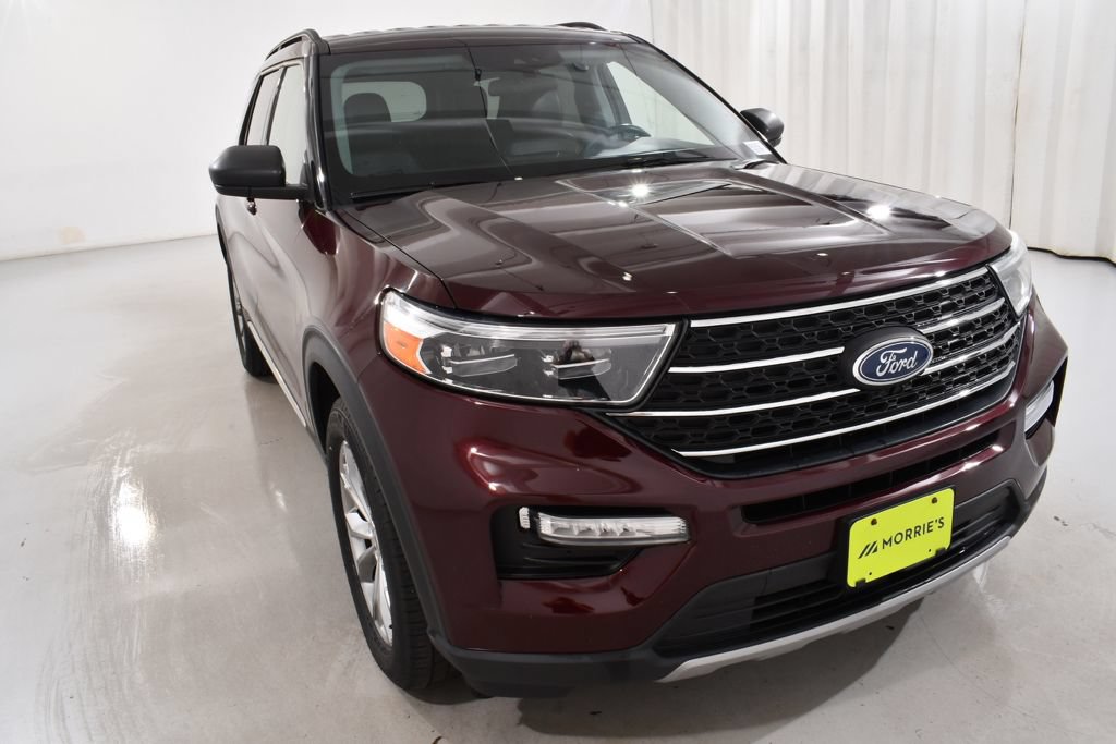 Used 2022 Ford Explorer XLT w/ Equipment Group 202A AWD/4WD image 4