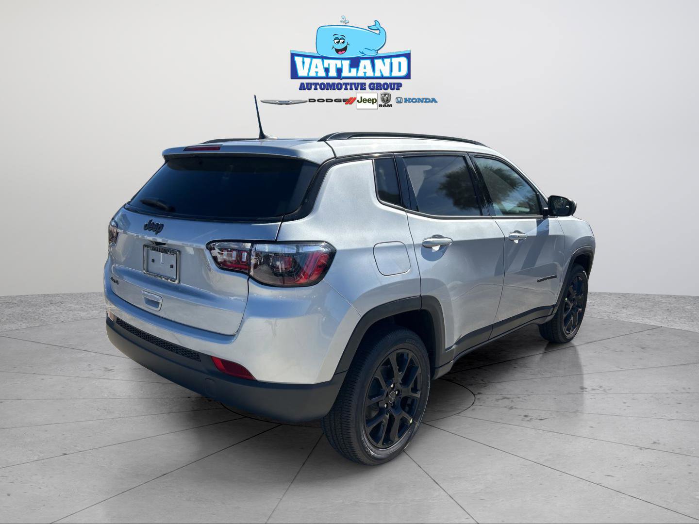 New 2026 Jeep Compass Latitude image 5