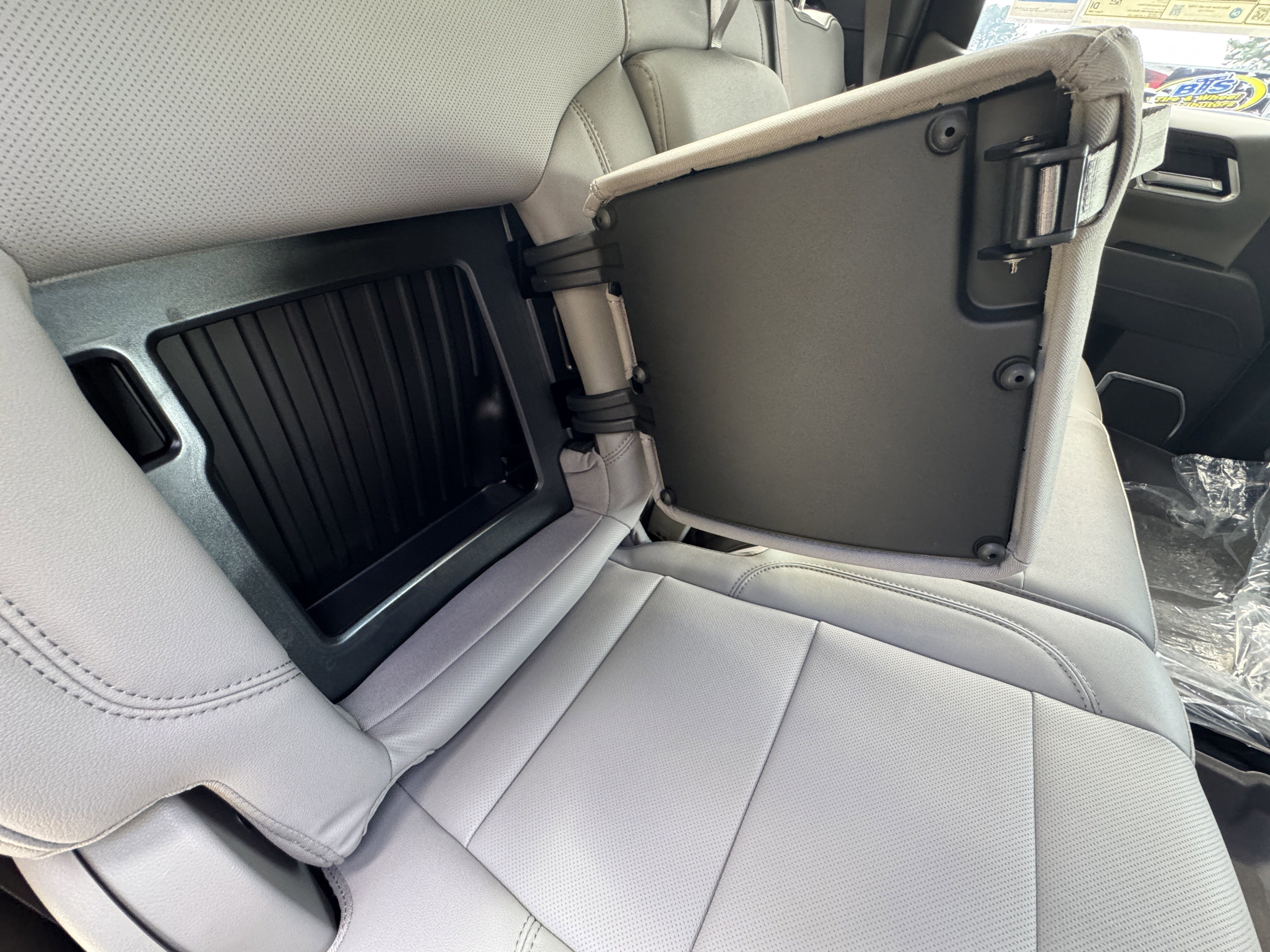New 2026 GMC Sierra 1500 SLT w/ SLT Premium Plus Package image 24
