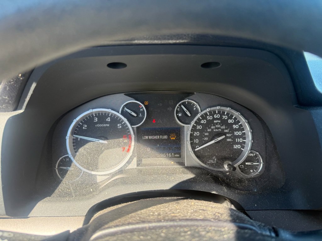 Used 2014 Toyota Tundra SR5 w/ SR5 Upgrade Package RWD image 9