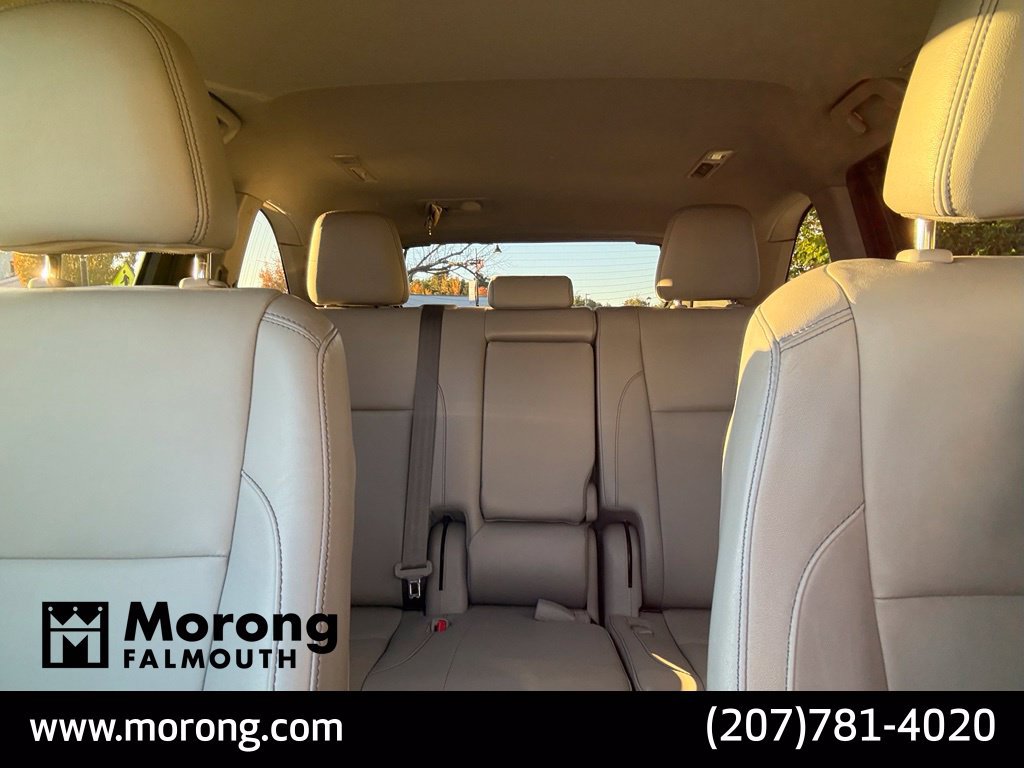 Used 2019 Toyota Highlander XLE AWD/4WD image 37