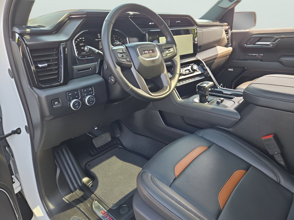 Used 2025 GMC Sierra 1500 AT4 w/ AT4 Premium Package AWD/4WD image 19
