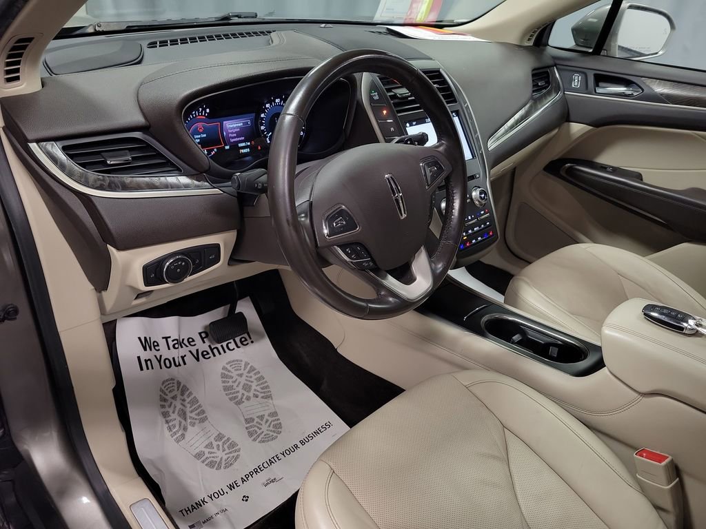 Used 2017 Lincoln MKC Reserve image 14