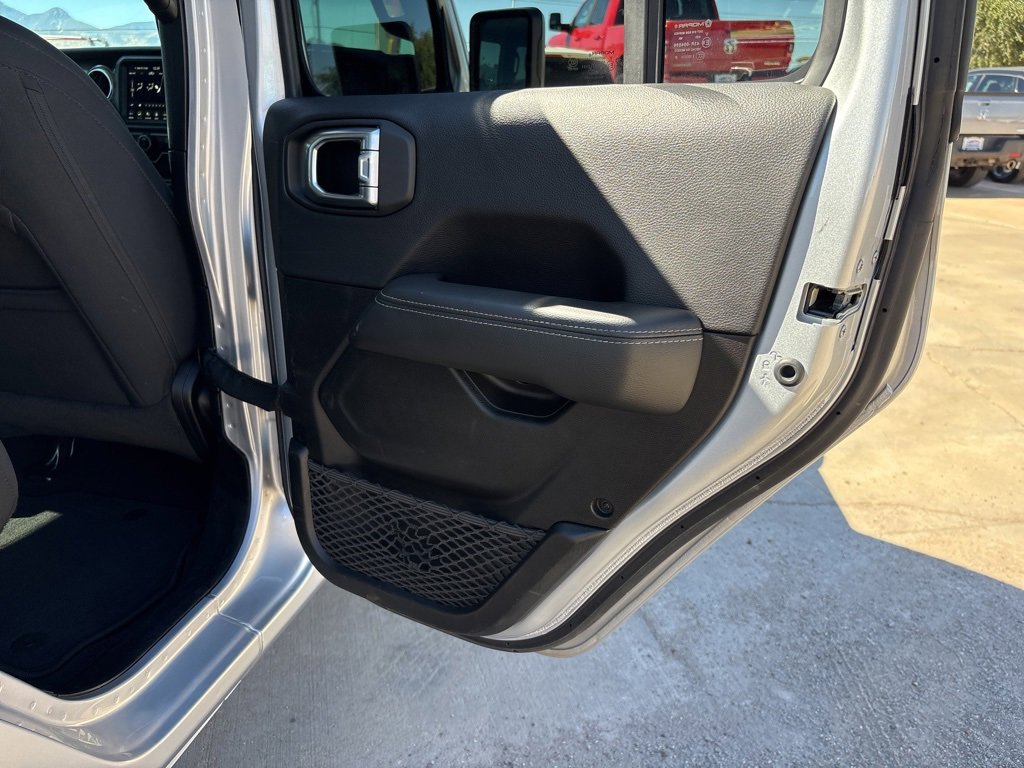 Certified 2023 Jeep Gladiator Overland image 21