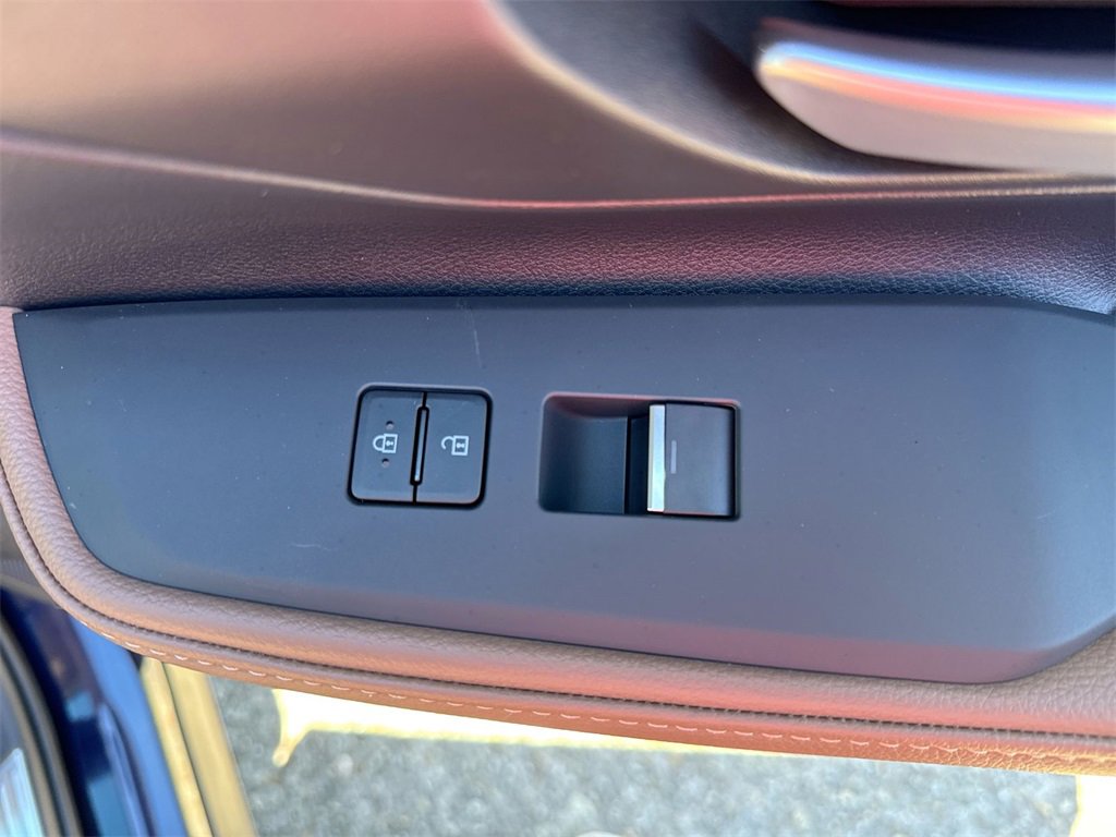 New 2026 Toyota Grand Highlander Platinum image 33