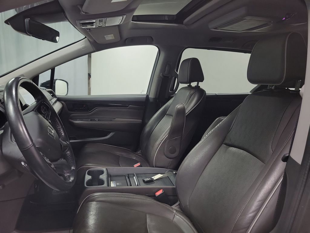 Used 2023 Honda Odyssey Elite image 12