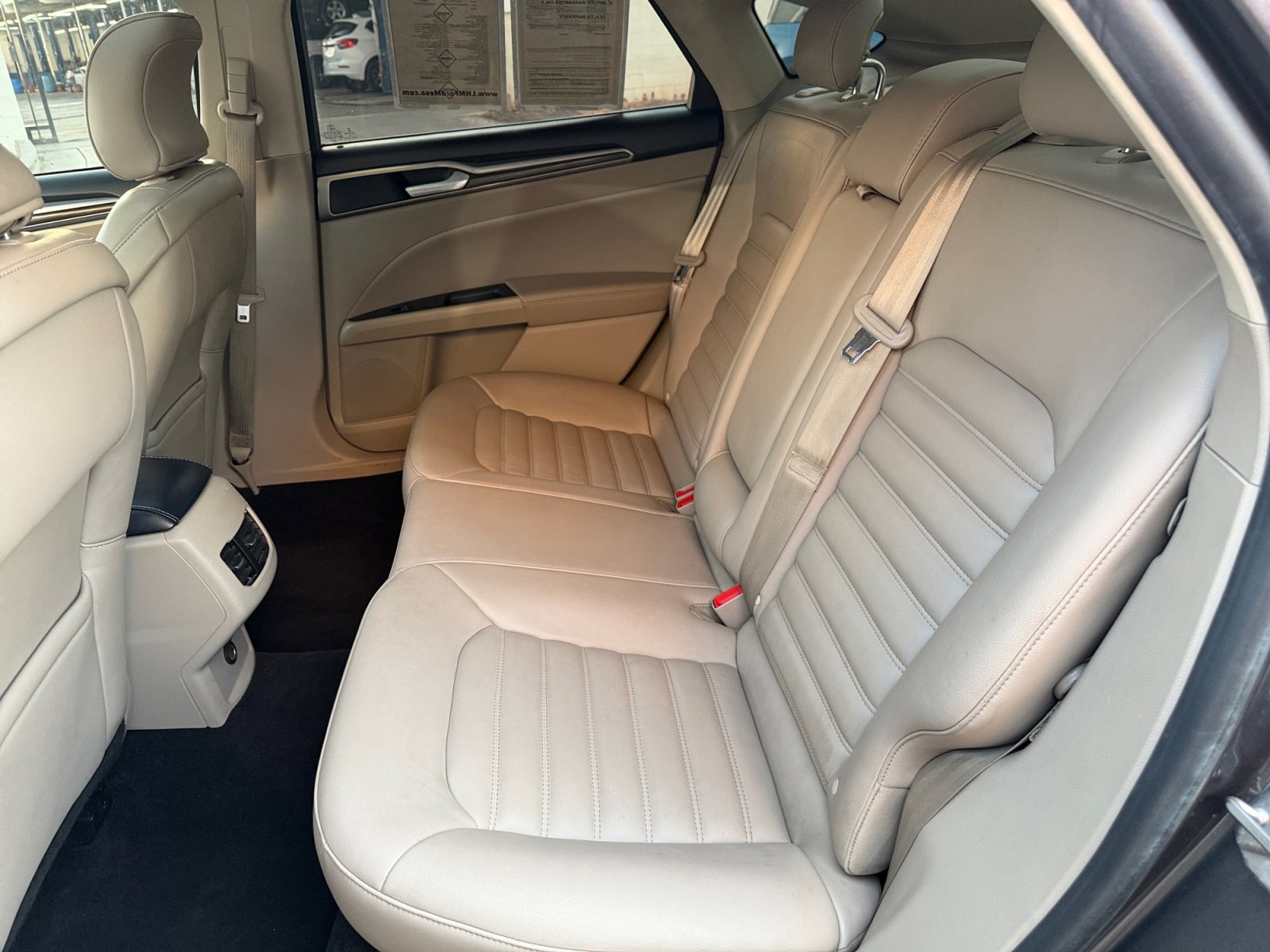 Used 2019 Ford Fusion SEL FWD image 29