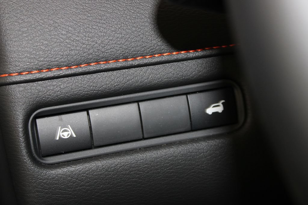 Used 2025 Nissan Armada PRO-4X AWD/4WD image 41