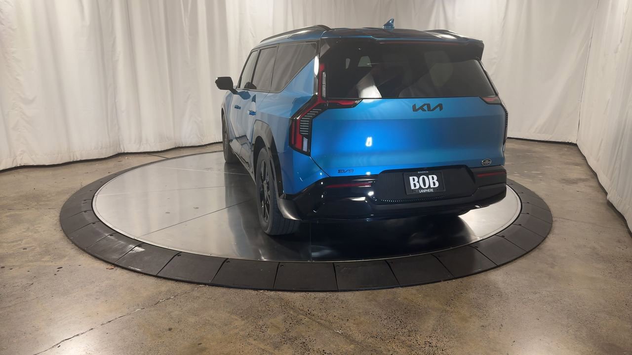 New 2026 Kia EV9 Land w/ Nightfall Edition Package image 7