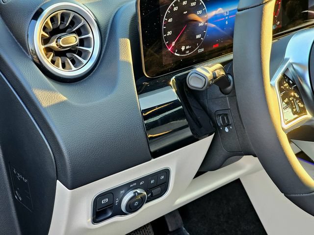 New 2026 Mercedes-Benz GLA 250 4MATIC image 16