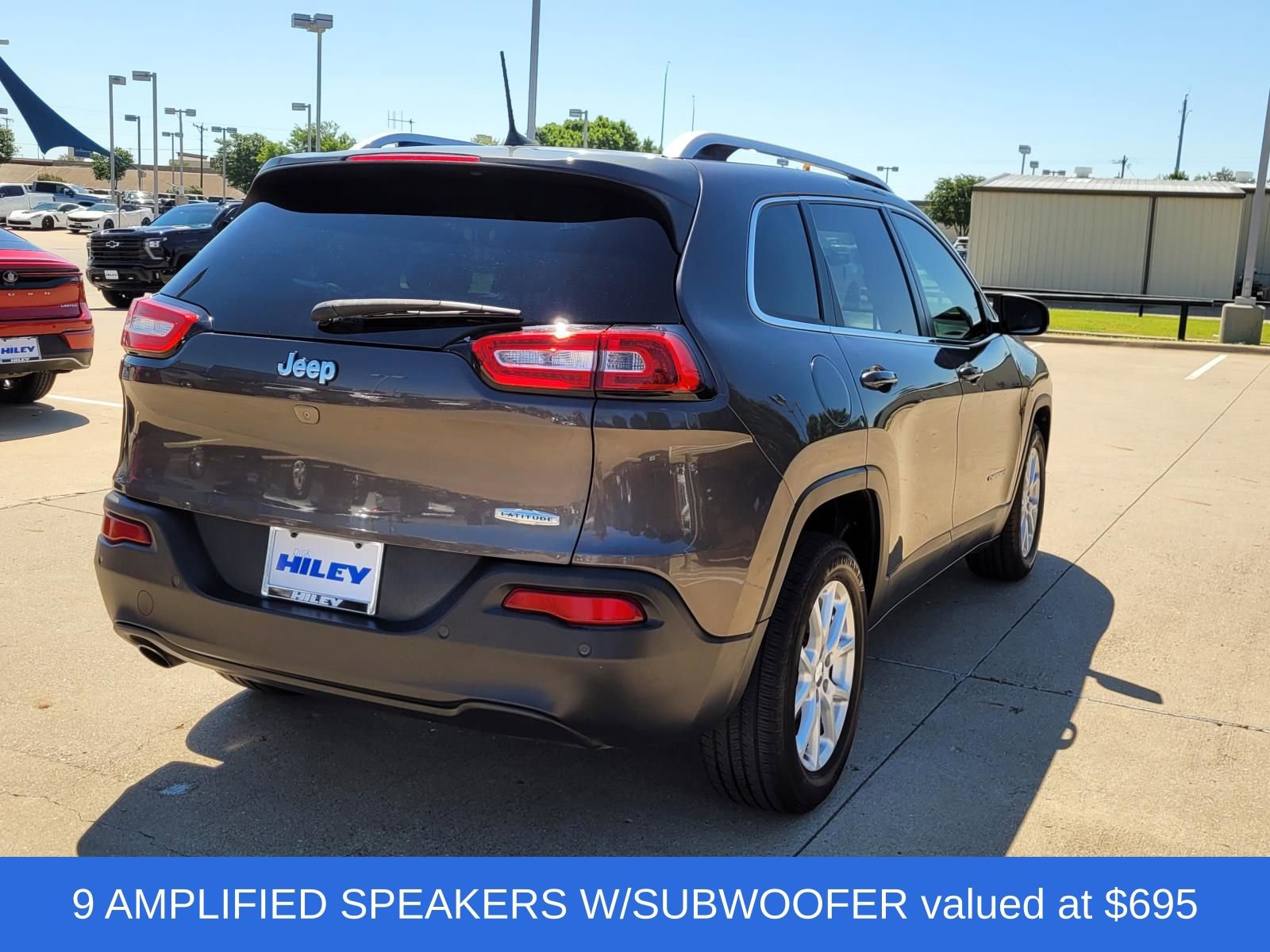 Used 2018 Jeep Cherokee Latitude Plus FWD image 4