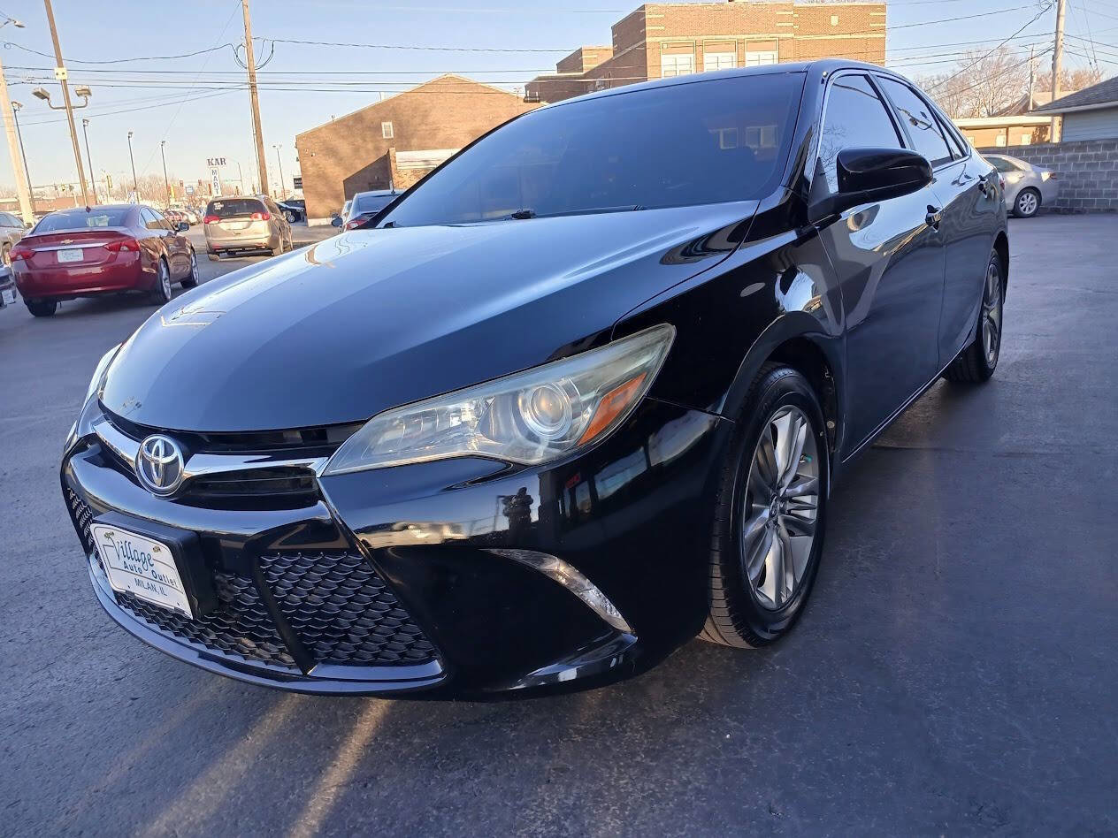 Used 2015 Toyota Camry SE FWD image 10
