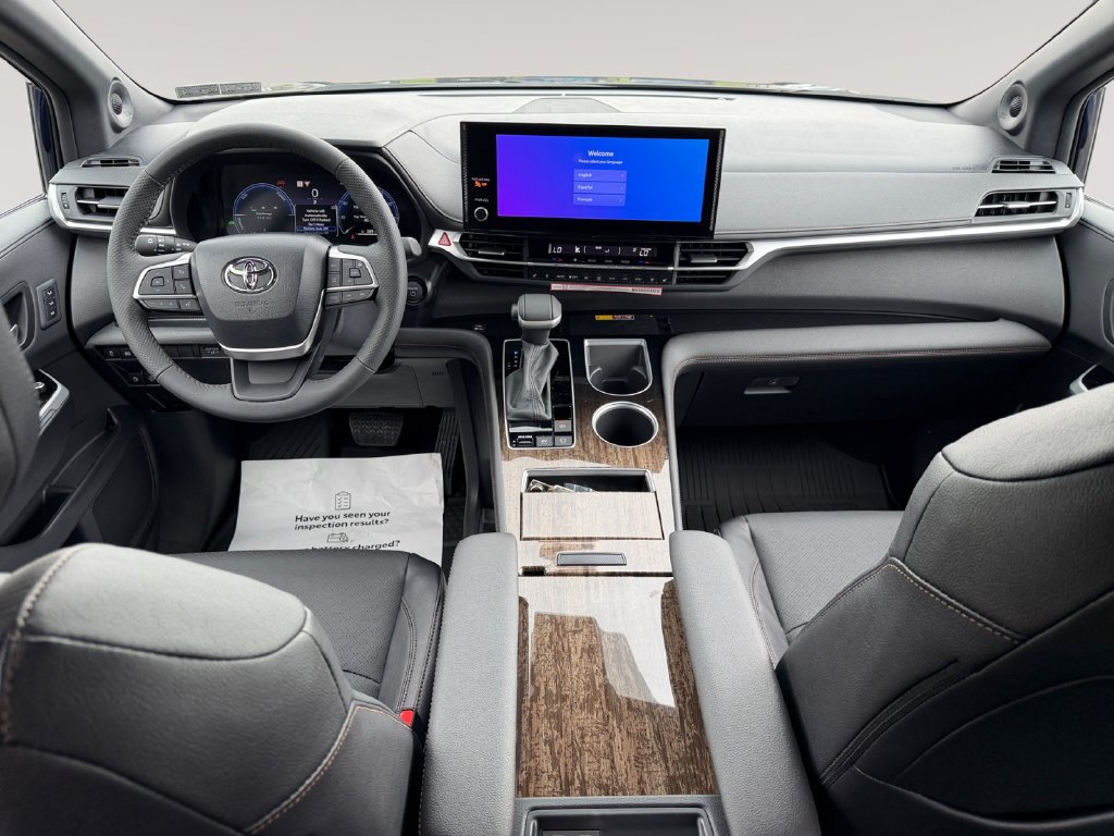 New 2026 Toyota Sienna Limited AWD/4WD image 10