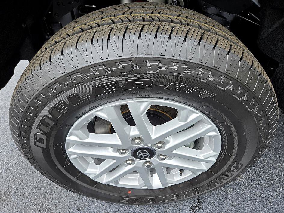 New 2026 Toyota Tundra SR5 image 19
