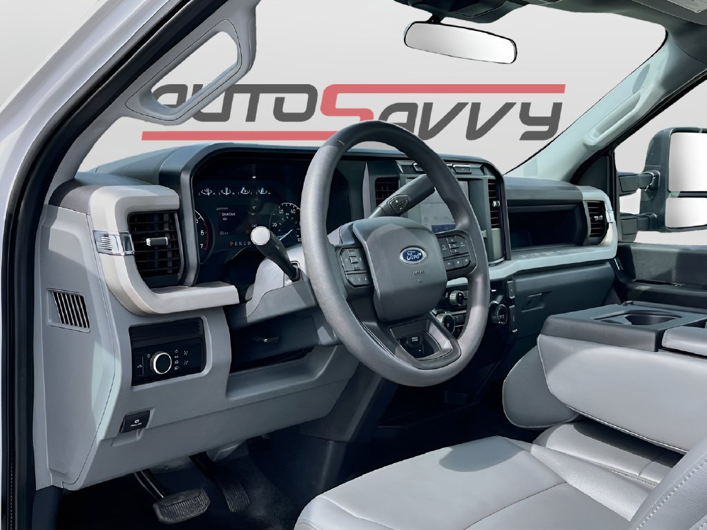 Used 2024 Ford F250 XL AWD/4WD image 9