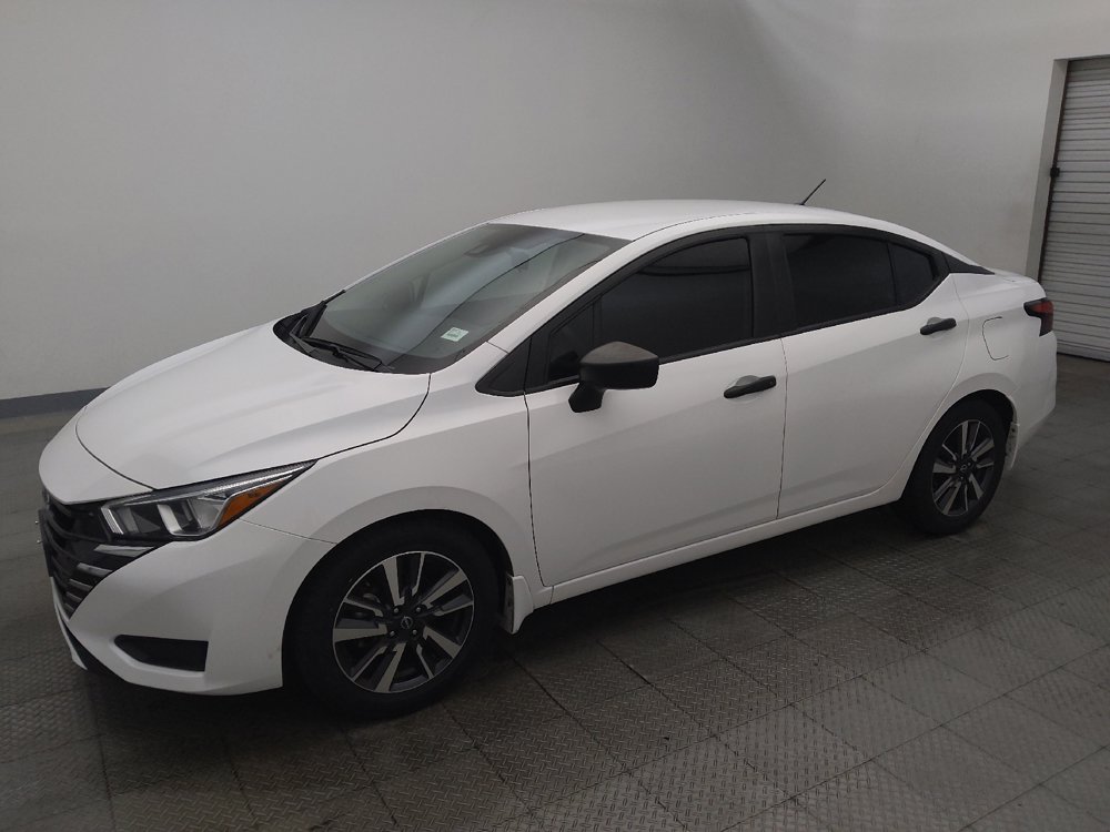 Used 2024 Nissan Versa S w/ S Plus Package FWD image 2