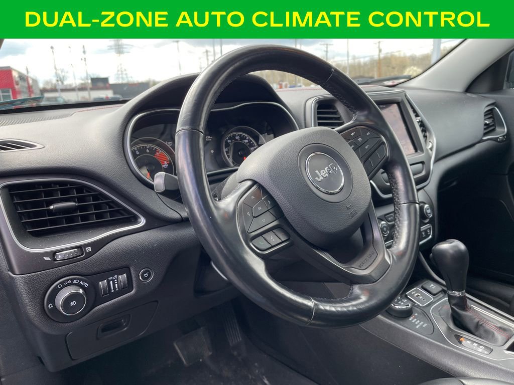 Used 2020 Jeep Cherokee Trailhawk w/ Comfort/Convenience Group image 22