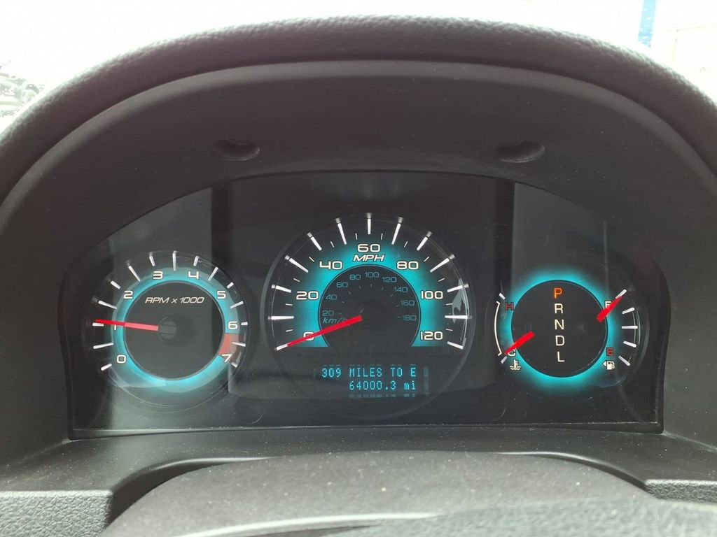 Used 2010 Ford Fusion SE image 18