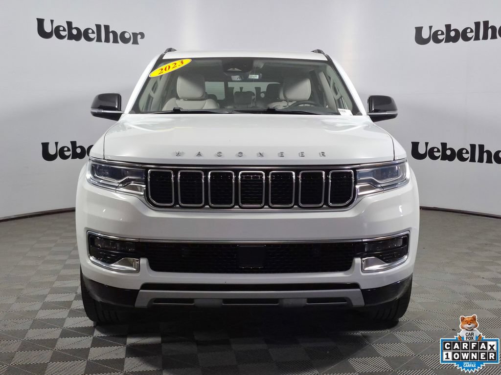 Used 2023 Jeep Wagoneer L Series II AWD/4WD image 2