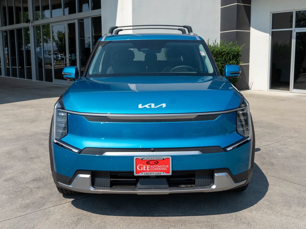 New 2026 Kia EV9 Wind AWD/4WD image 2