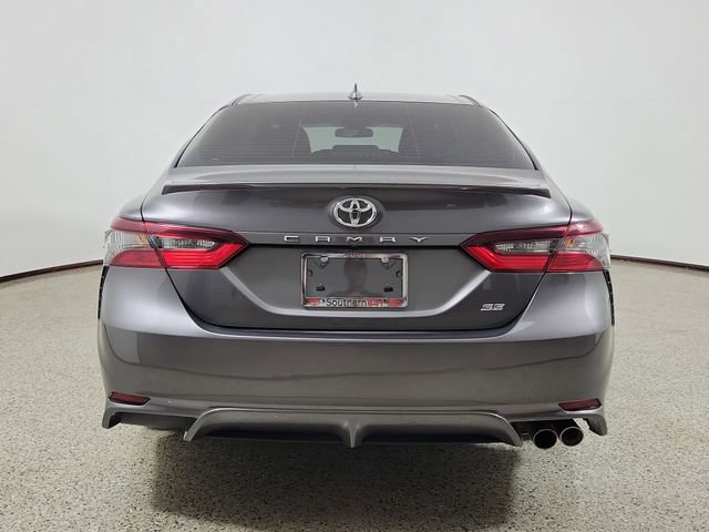Used 2021 Toyota Camry SE FWD image 6