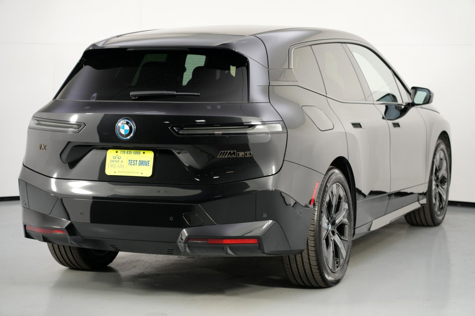 Used 2023 BMW iX M60 w/ Executive Package image 54
