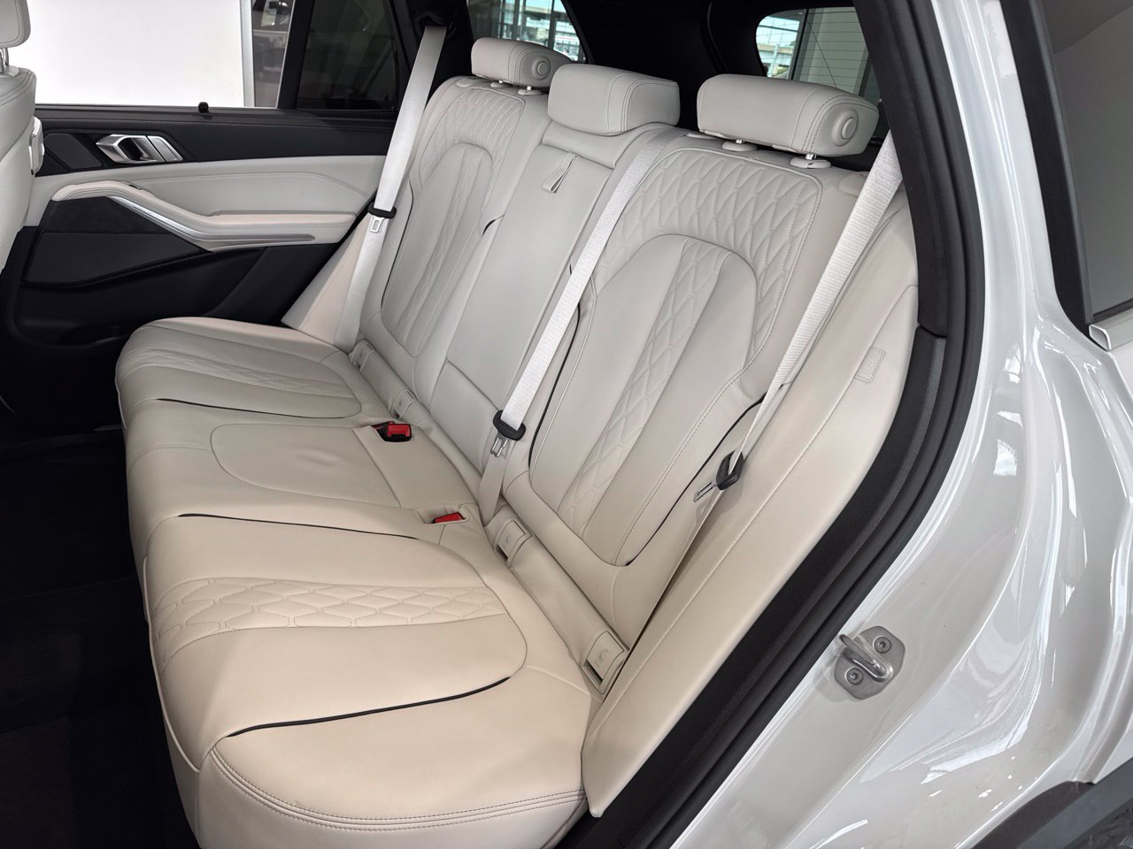 Used 2026 BMW X5 xDrive40i w/ Executive Package AWD/4WD image 40