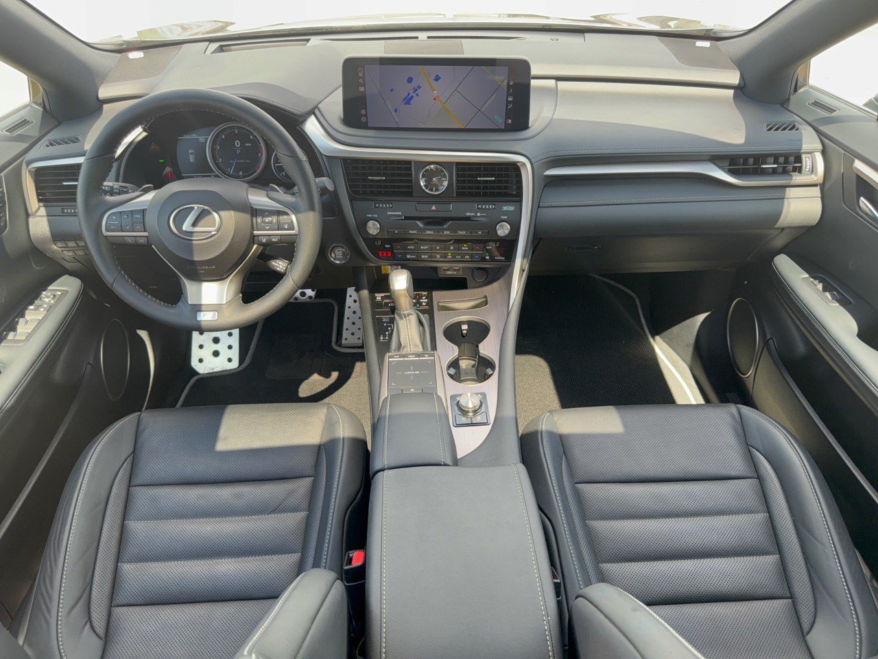 Used 2022 Lexus RX 350 F Sport w/ Cold Area Package (CT) AWD/4WD image 17